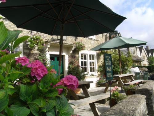 Neeld Arms Hotel Grittleton Luaran gambar