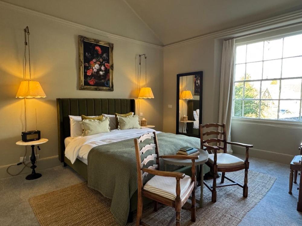 Neeld Arms Hotel Grittleton Luaran gambar
